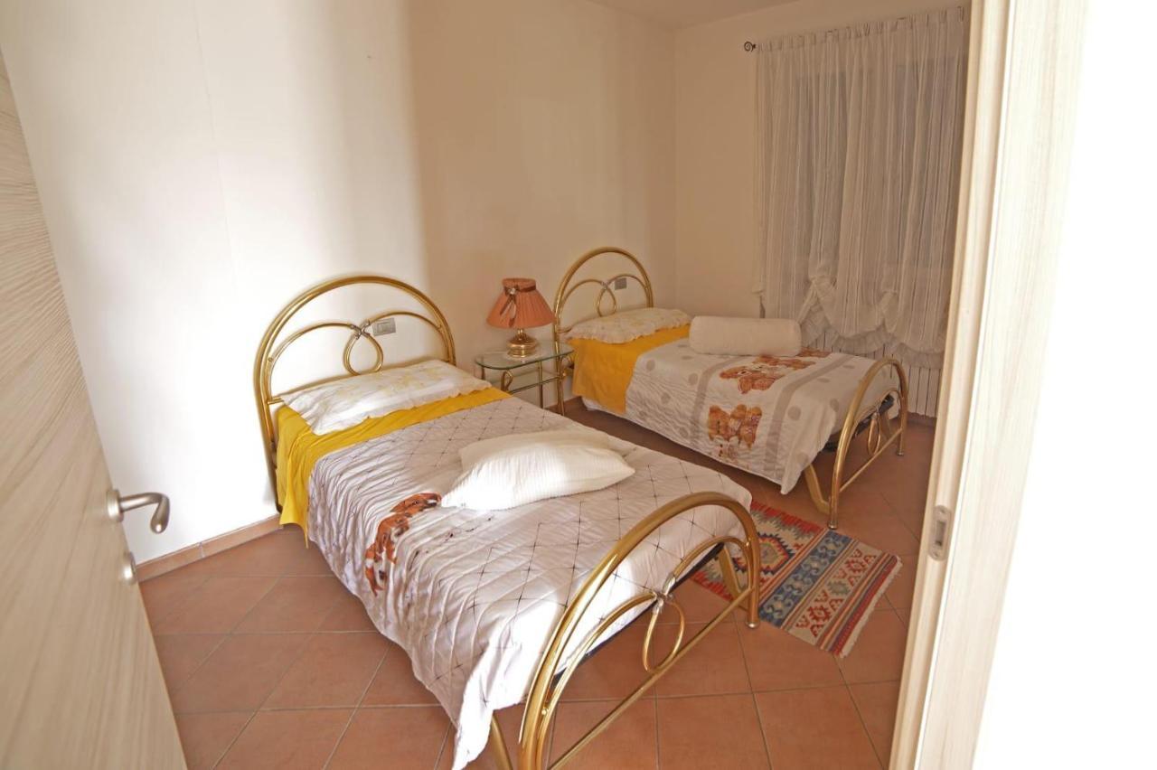 Casa Vacanze Al Capriano Appartamento Mora Cantello Екстериор снимка