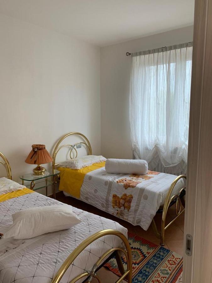 Casa Vacanze Al Capriano Appartamento Mora Cantello Екстериор снимка